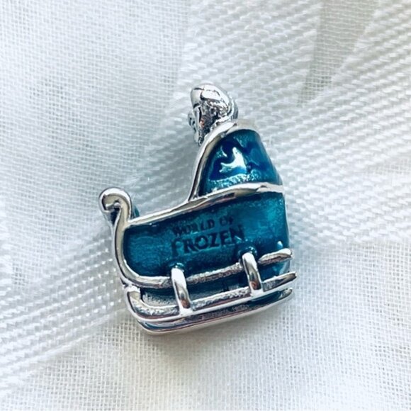 ❄️✨ NWOT Frozen Charm – Princess Anna & Princess Elsa ✨❄️ - Picture 15 of 15